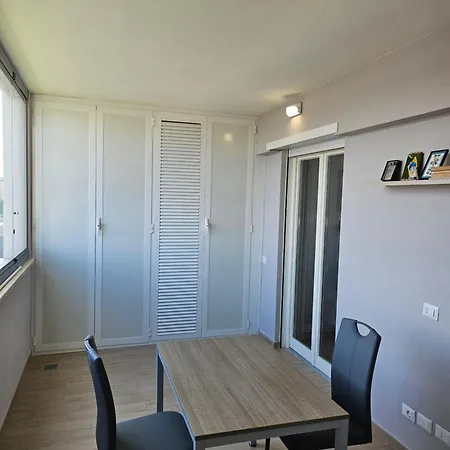 Appartement Two Bedrooms With Terrace *